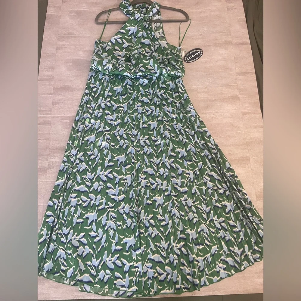 SCOOP- Floral Green and Blue Maxi Dress- Size 12-14 Nwt - Picture 1 of 8
